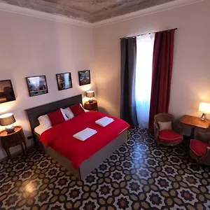https://virgilio-suite.it-romehotels.com